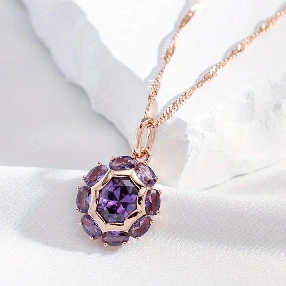 Elegant Purple Pendant Necklace. - Picture 4 of 6